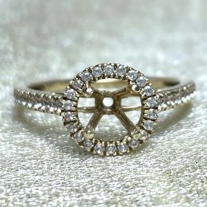 10k Yellow Gold Diamond Halo Semi Mount Ring